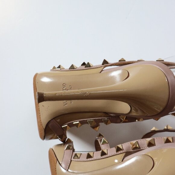 Valentino Garavani Rockstud Ankle Strap Pumps in Patent Leather Size: 39 1/2 - Picture 9 of 16